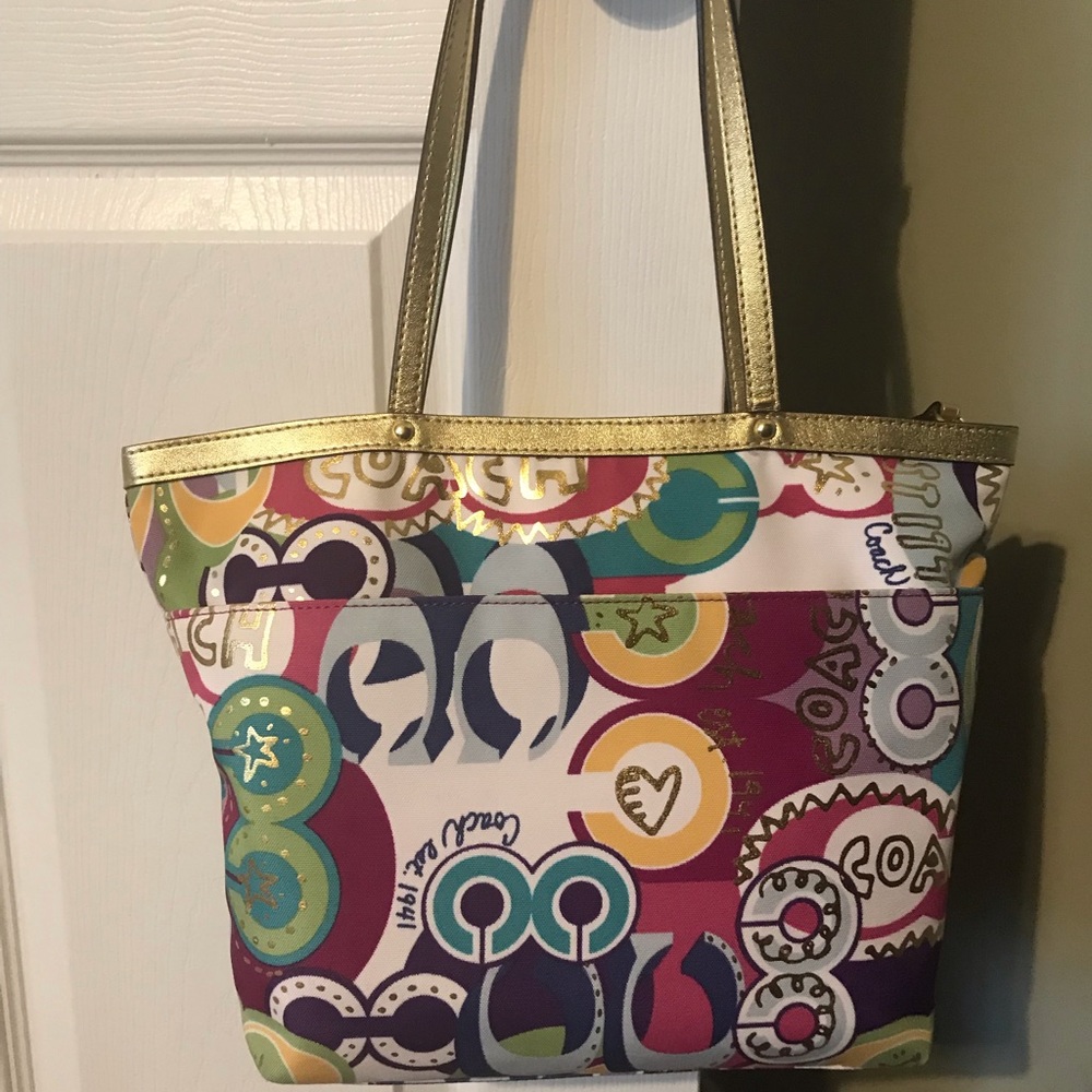 Coach Poppy signature handbag